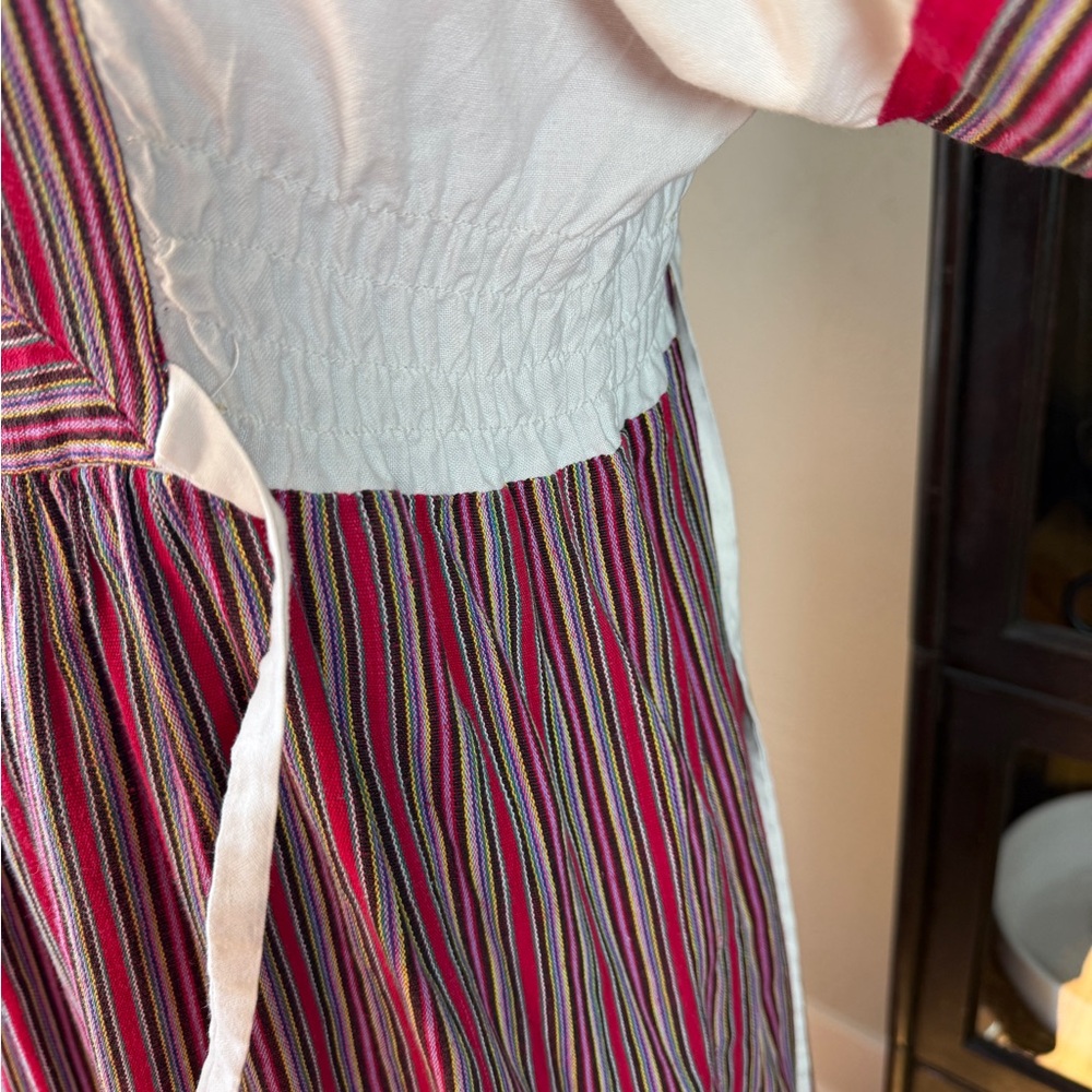 Embroidered White and Red Midi Dress - Picture 4 of 7